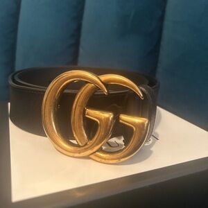 Gucci Belt Packaging with Black Accents